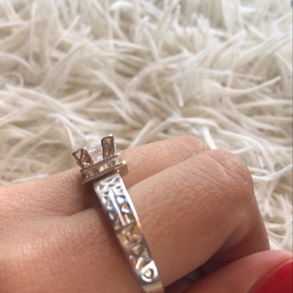 .925 sterling silver Eiffel Tower ring engagement - Picture 9 of 10